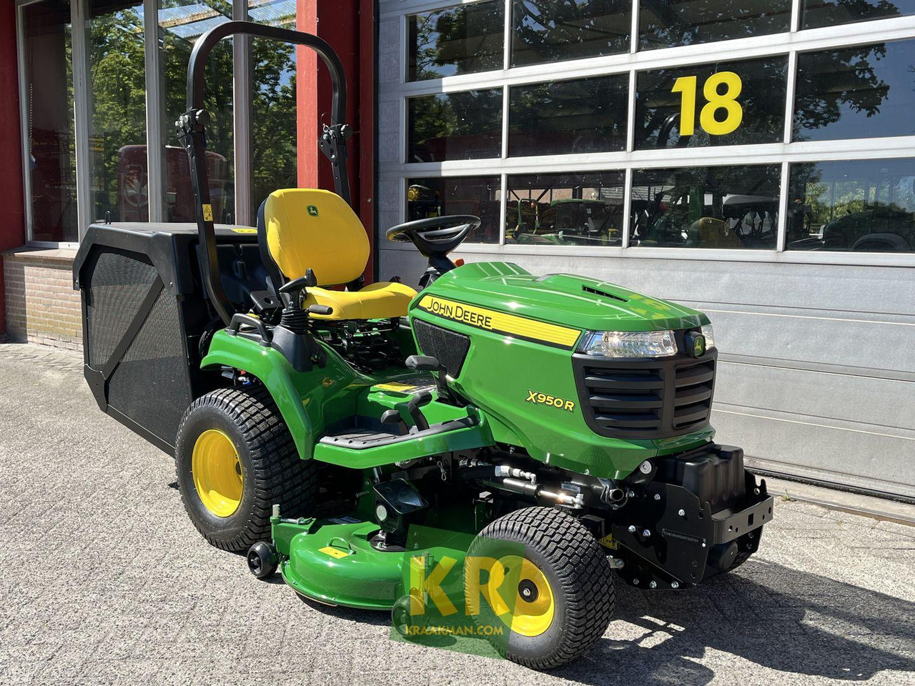 John Deere X950R - Газонокосилка: фото 3 John Deere X950R - Газонокосилка: фото 3
