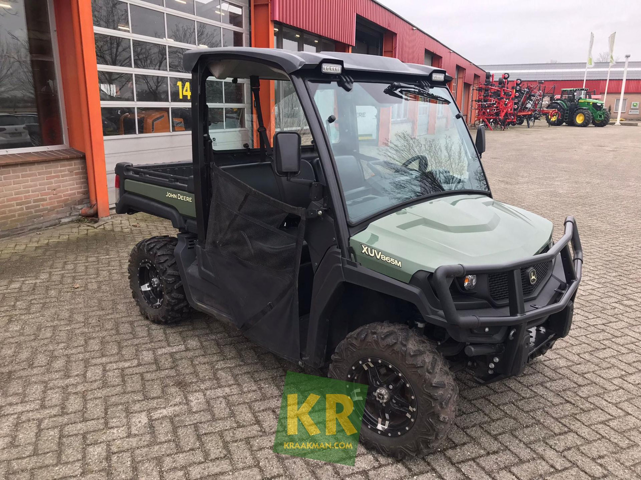 John Deere XUV865M - Квадроцикл: фото 3 John Deere XUV865M - Квадроцикл: фото 3