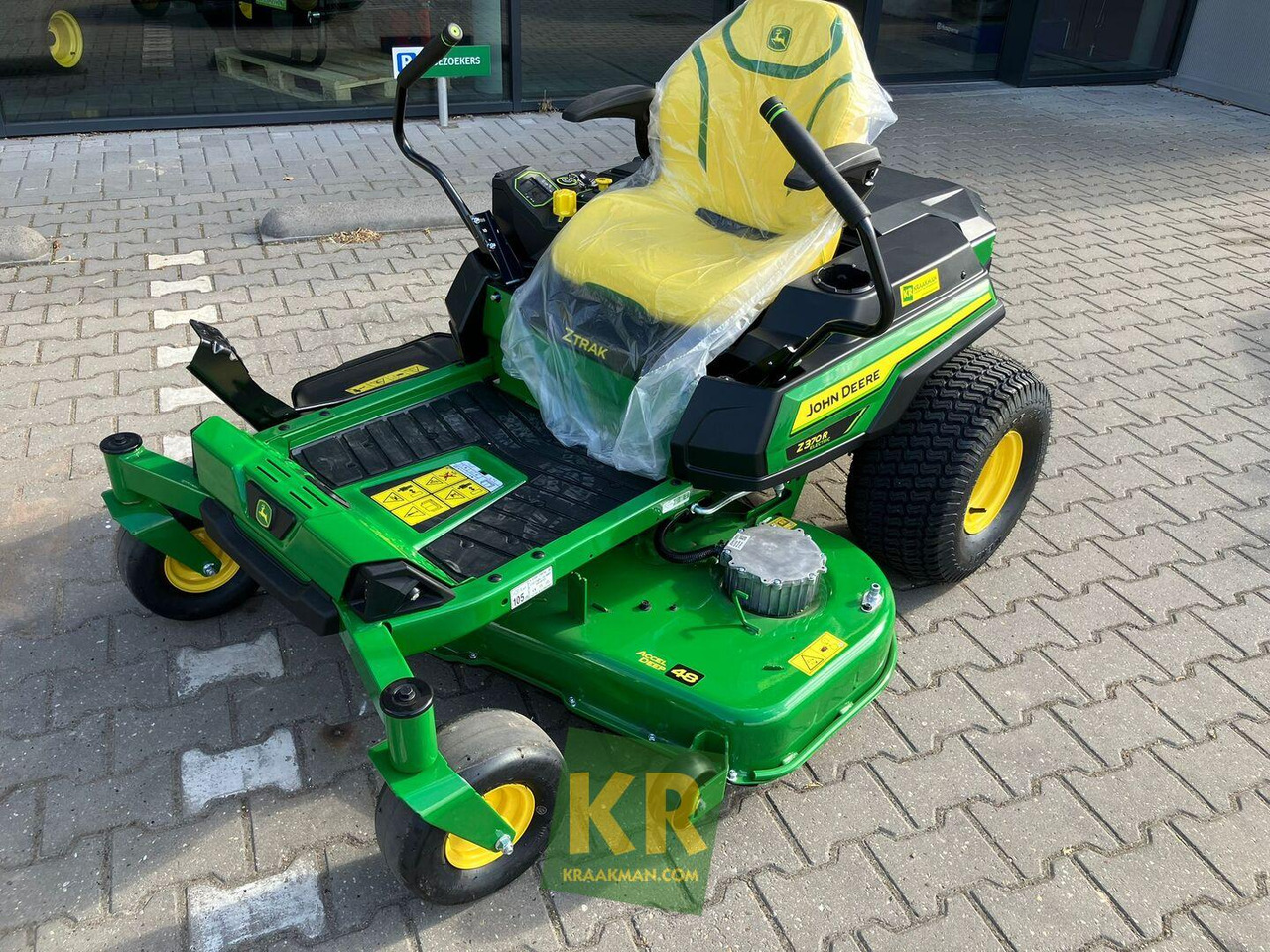 John Deere Z370R ELECTRIC - Газонокосилка: фото 1 John Deere Z370R ELECTRIC - Газонокосилка: фото 1