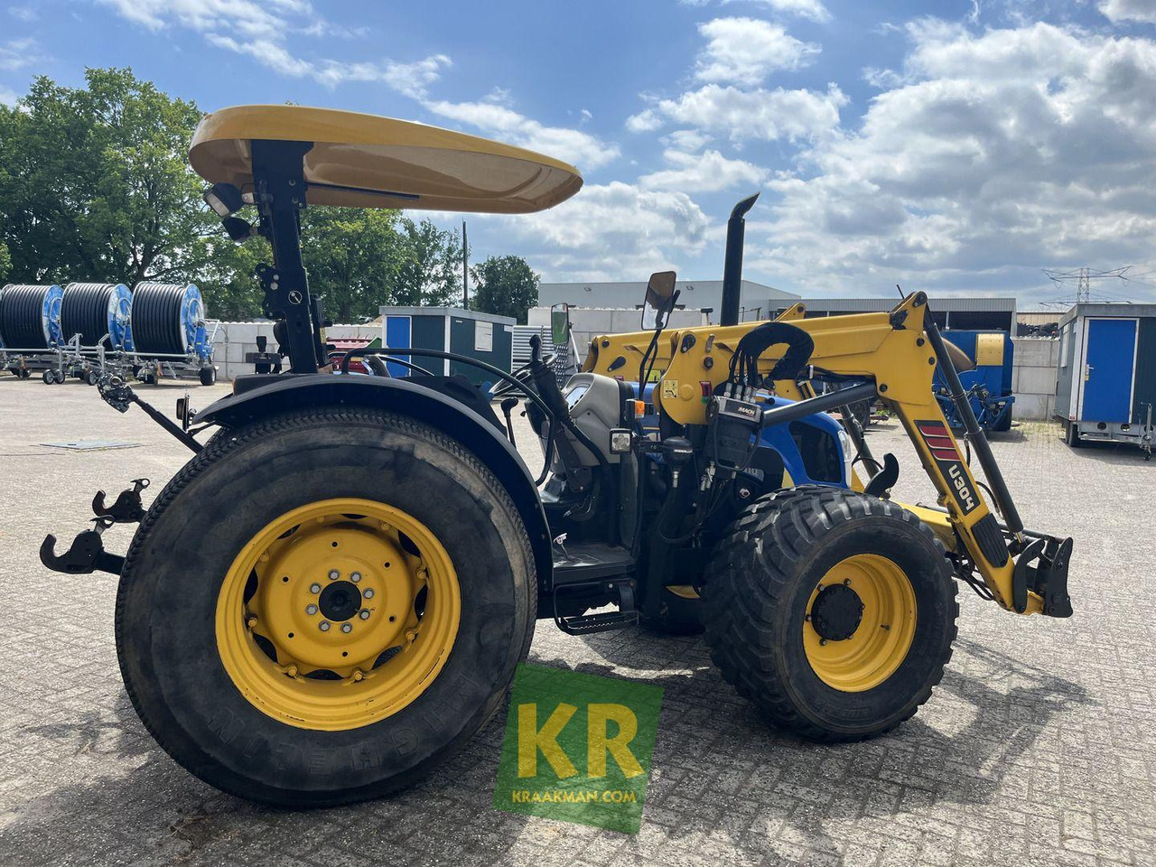 New Holland T4020 - Трактор: фото 5 New Holland T4020 - Трактор: фото 5