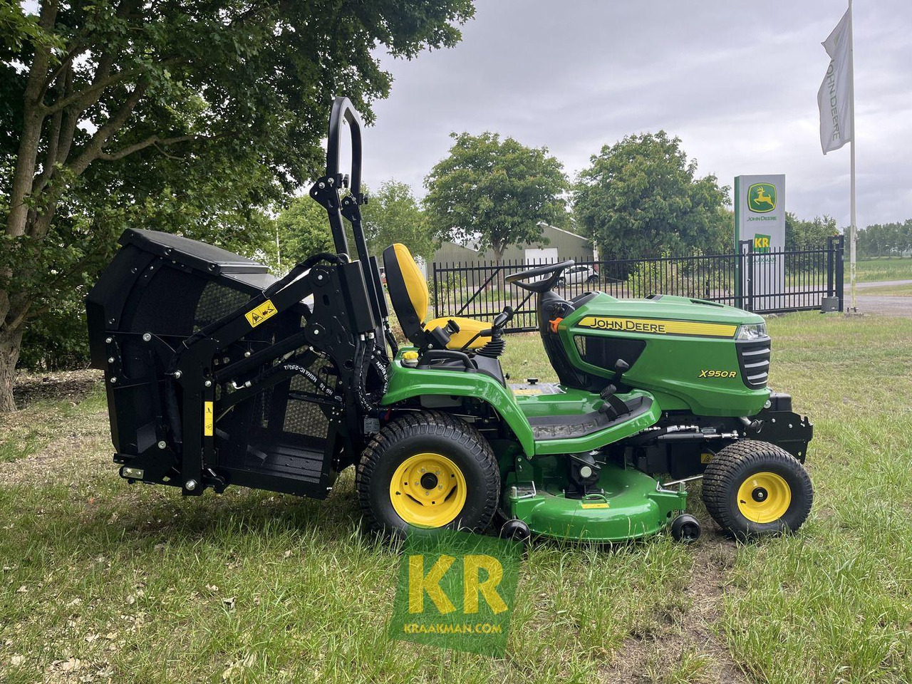 X950R John Deere - Газонокосилка: фото 3 X950R John Deere - Газонокосилка: фото 3