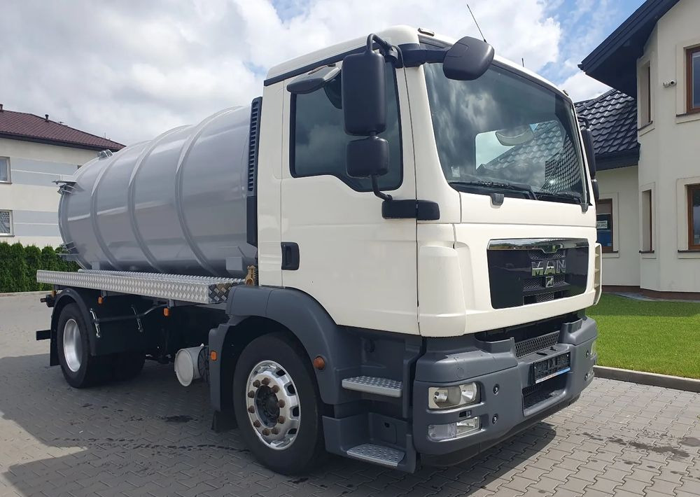 MAN TGM 18 340 - Мусоровоз: фото 2 MAN TGM 18 340 - Мусоровоз: фото 2