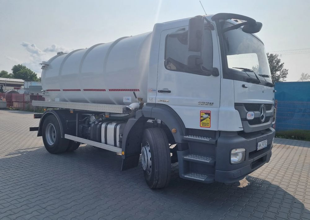 Mercedes-Benz Axor 1829 1833 - Мусоровоз: фото 3 Mercedes-Benz Axor 1829 1833 - Мусоровоз: фото 3