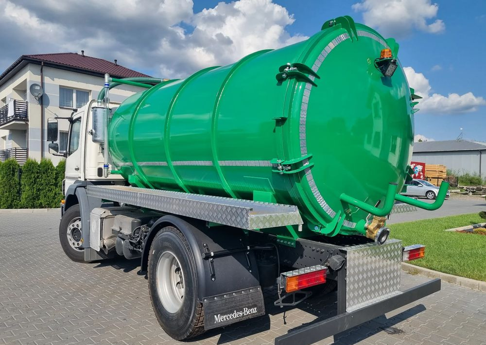 Mercedes-Benz Axor 1829 1833 - Мусоровоз: фото 4 Mercedes-Benz Axor 1829 1833 - Мусоровоз: фото 4