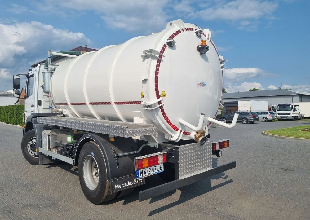 Mercedes-Benz Axor 1829 1833 - Мусоровоз: фото 2 Mercedes-Benz Axor 1829 1833 - Мусоровоз: фото 2