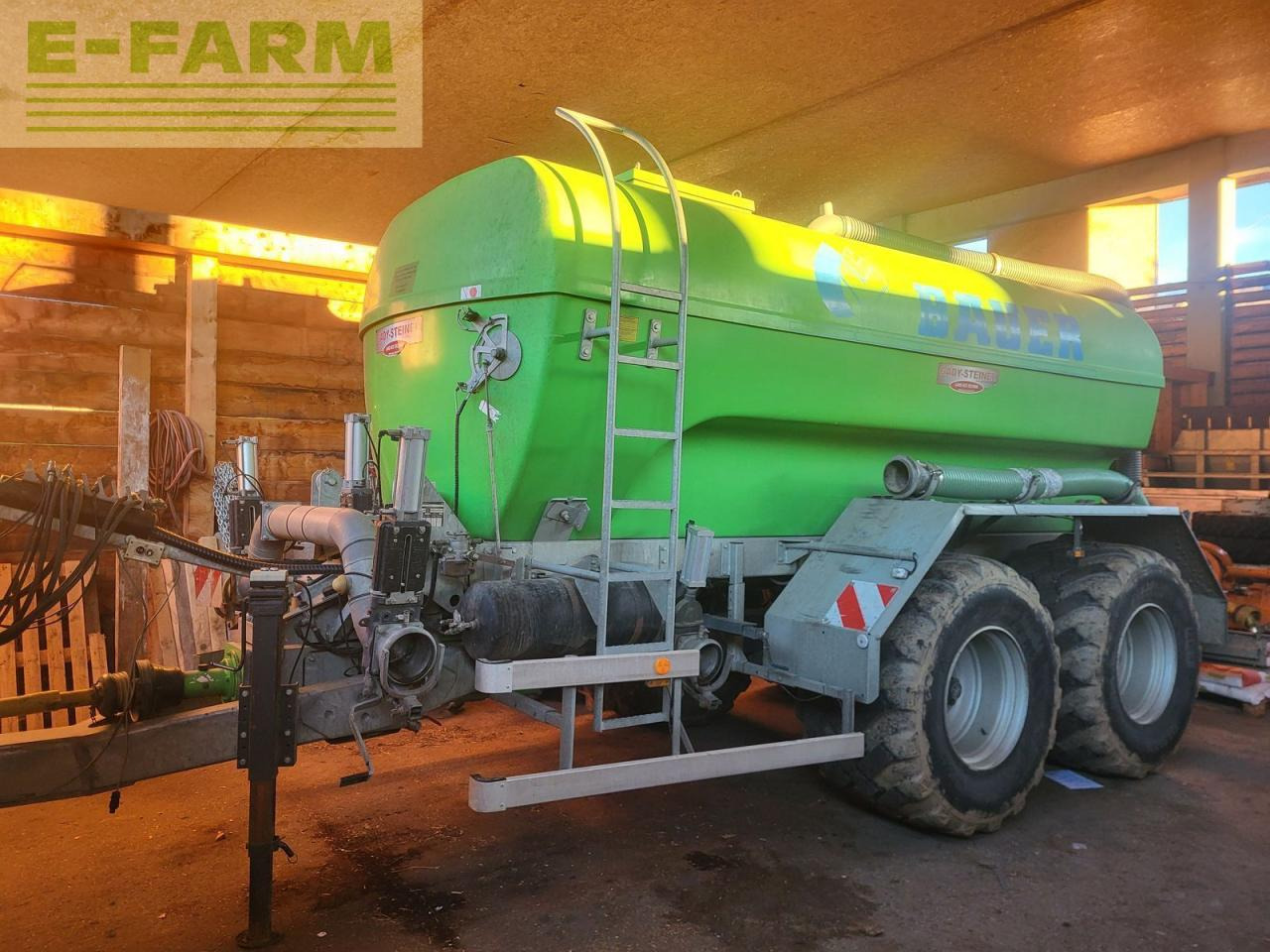 Bauer poly 140 - Цистерна для жидкого навоза: фото 1 Bauer poly 140 - Цистерна для жидкого навоза: фото 1