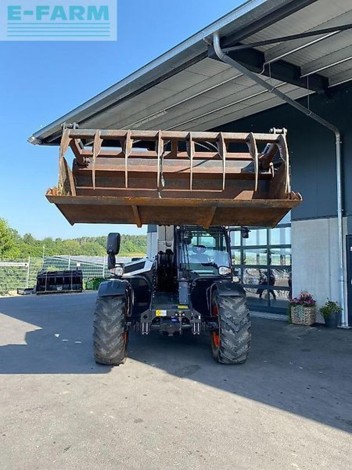 Bobcat tl 38.70 hf mit nur 2600 stunden, inkl. 3 werkzeugen - Телескопический погрузчик: фото 5 Bobcat tl 38.70 hf mit nur 2600 stunden, inkl. 3 werkzeugen - Телескопический погрузчик: фото 5