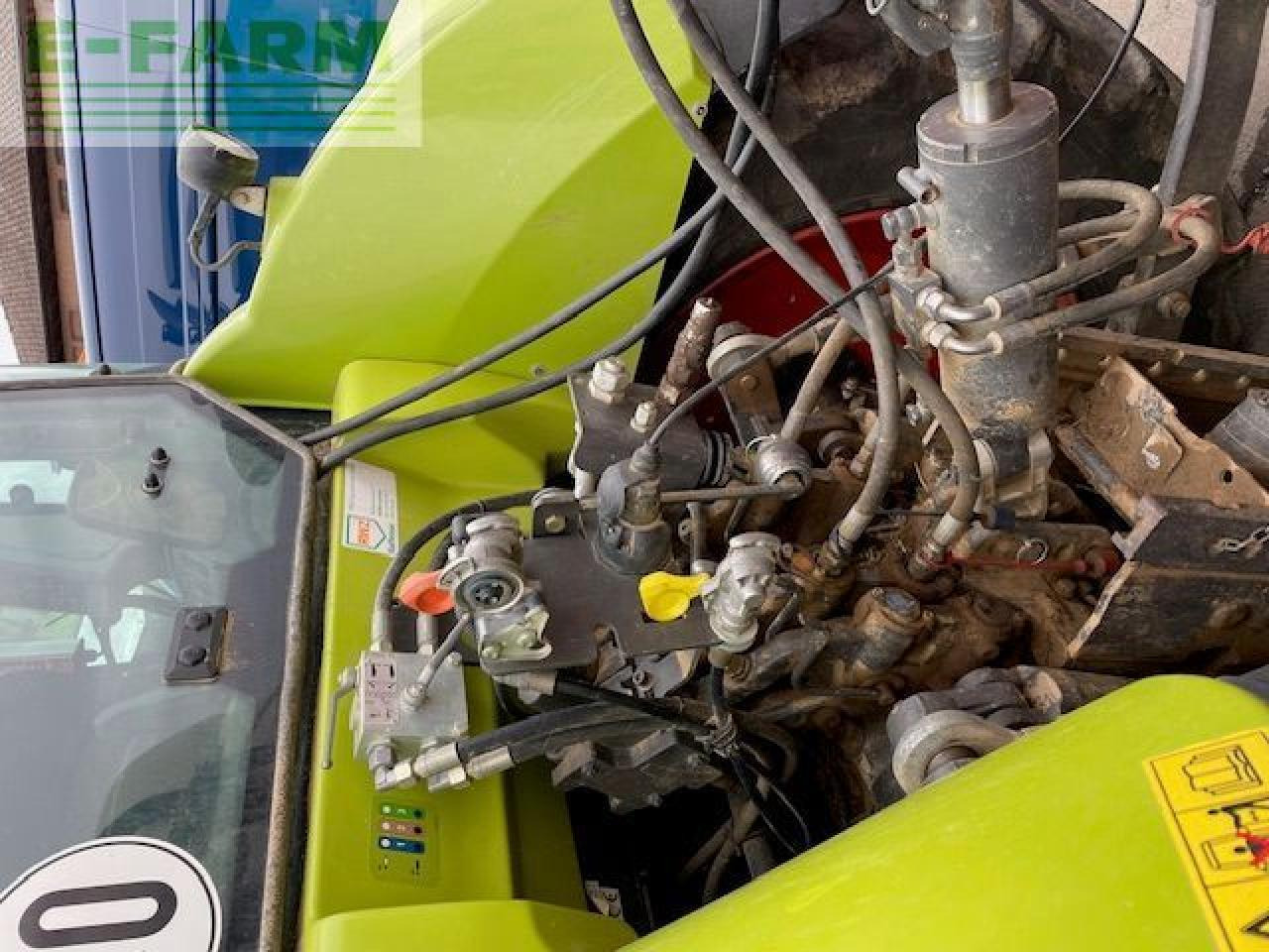 CLAAS ARION 530 CIS CIS - Трактор: фото 3 CLAAS ARION 530 CIS CIS - Трактор: фото 3