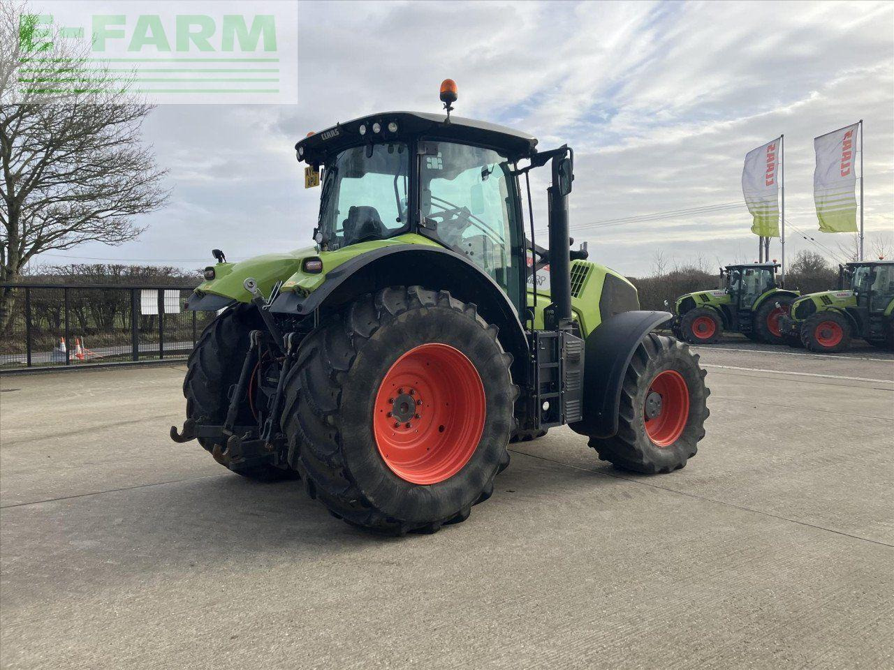 CLAAS AXION 800 - Трактор: фото 5 CLAAS AXION 800 - Трактор: фото 5