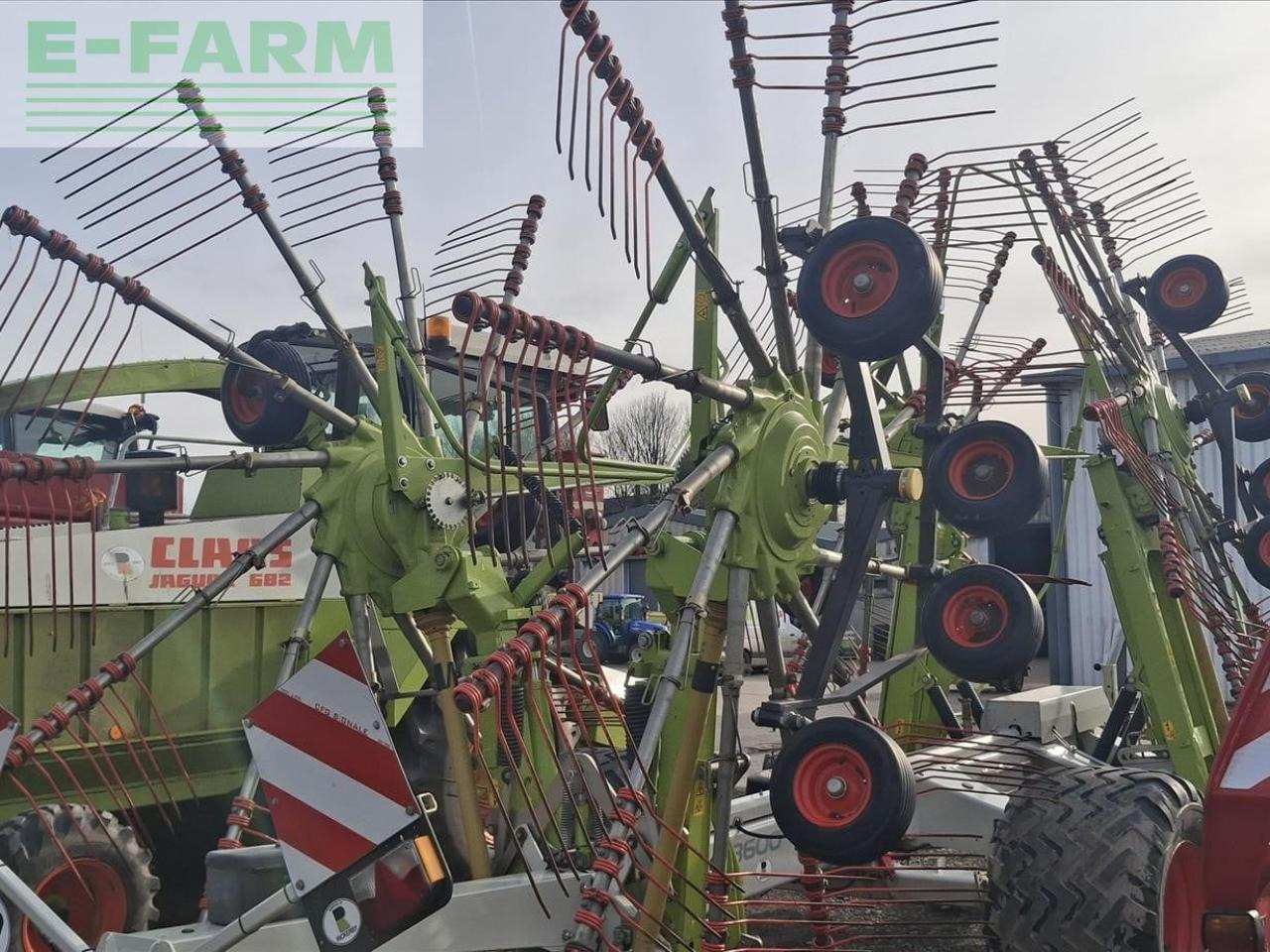 CLAAS LINER 3600 - Сеноворошилка: фото 3 CLAAS LINER 3600 - Сеноворошилка: фото 3