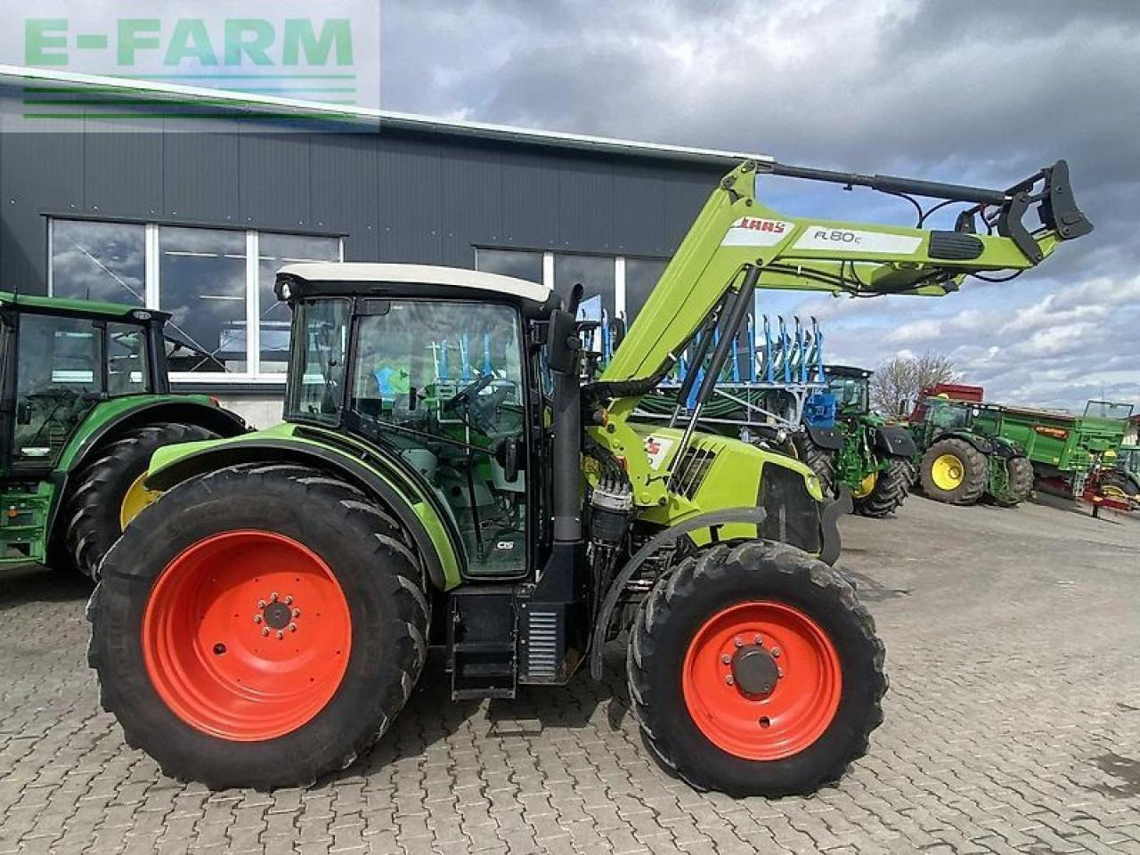 CLAAS arion 420 - Трактор: фото 4 CLAAS arion 420 - Трактор: фото 4