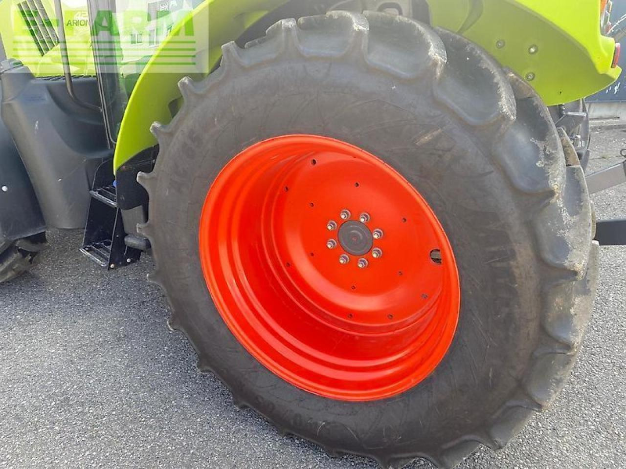 Трактор CLAAS arion 420: фото 10