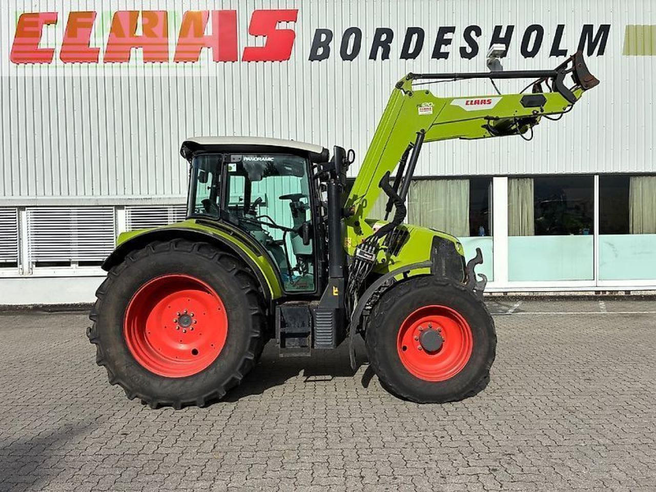 CLAAS arion 450 cis panoramic mit fl 120 c und fkh CIS - Трактор: фото 3 CLAAS arion 450 cis panoramic mit fl 120 c und fkh CIS - Трактор: фото 3