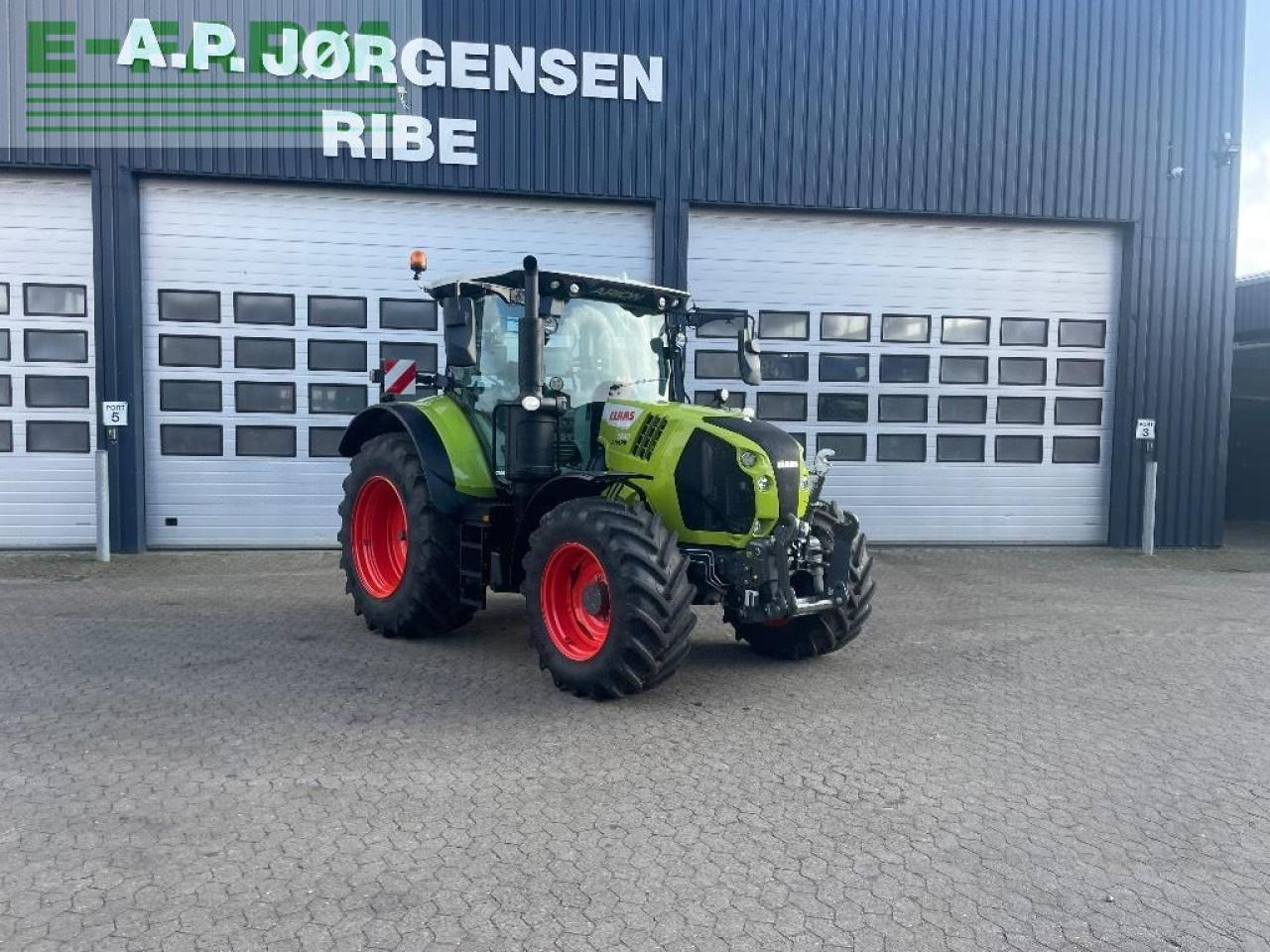 CLAAS arion 550 cmatic CMATIC - Трактор: фото 3 CLAAS arion 550 cmatic CMATIC - Трактор: фото 3