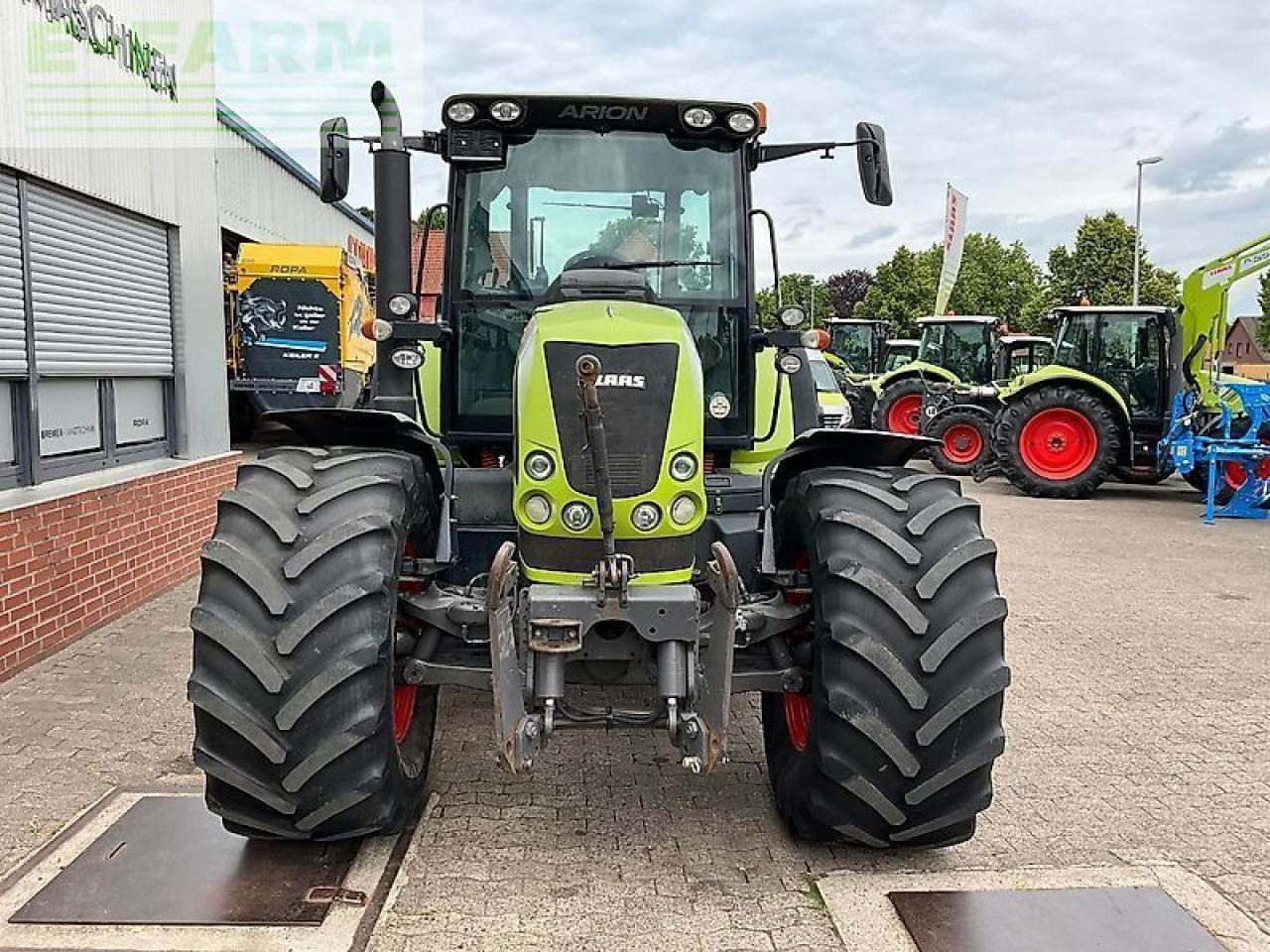 CLAAS arion 640 cebis 50km/h CEBIS - Трактор: фото 3 CLAAS arion 640 cebis 50km/h CEBIS - Трактор: фото 3