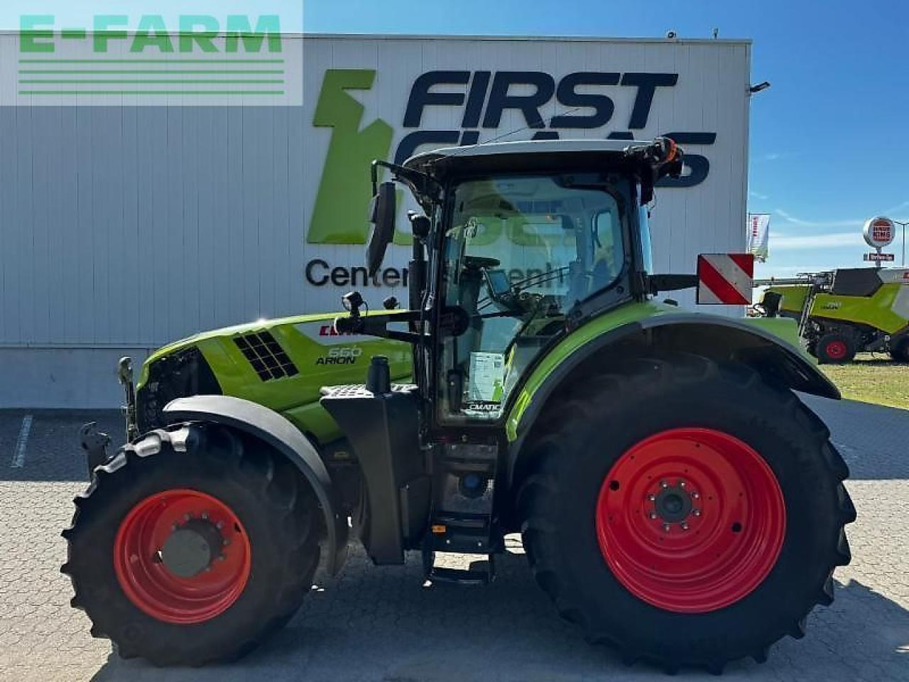CLAAS arion 660 cmatic cebis CMATIC CEBIS - Трактор: фото 2 CLAAS arion 660 cmatic cebis CMATIC CEBIS - Трактор: фото 2