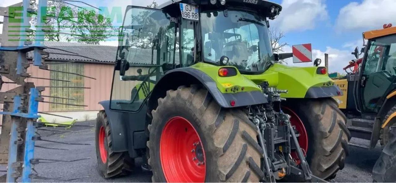 CLAAS arion 660 cmatic cis+ CMATIC CIS+ - Трактор: фото 3 CLAAS arion 660 cmatic cis+ CMATIC CIS+ - Трактор: фото 3