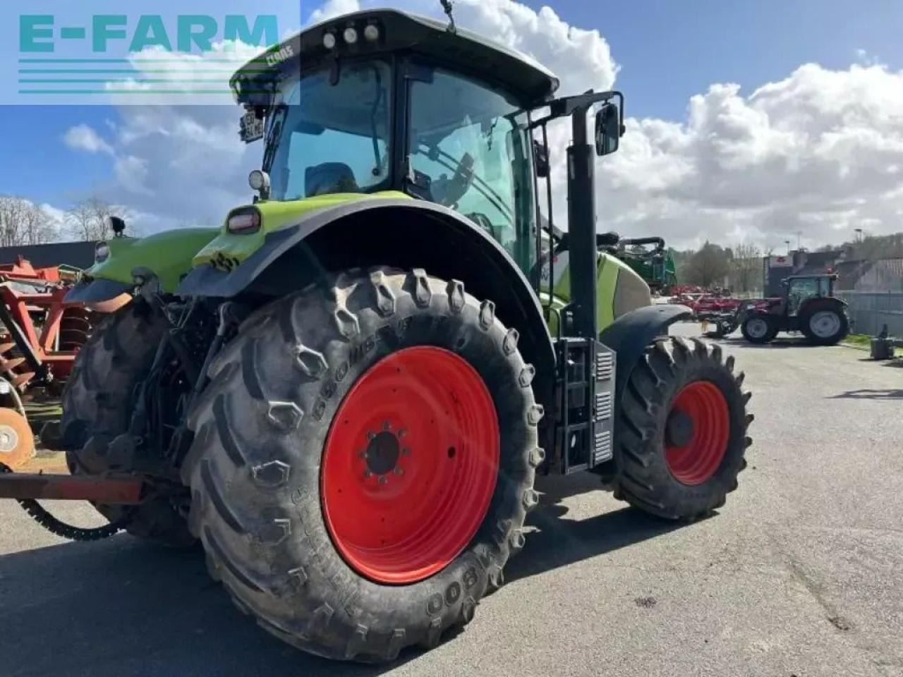 CLAAS axion 800 - Трактор: фото 3 CLAAS axion 800 - Трактор: фото 3