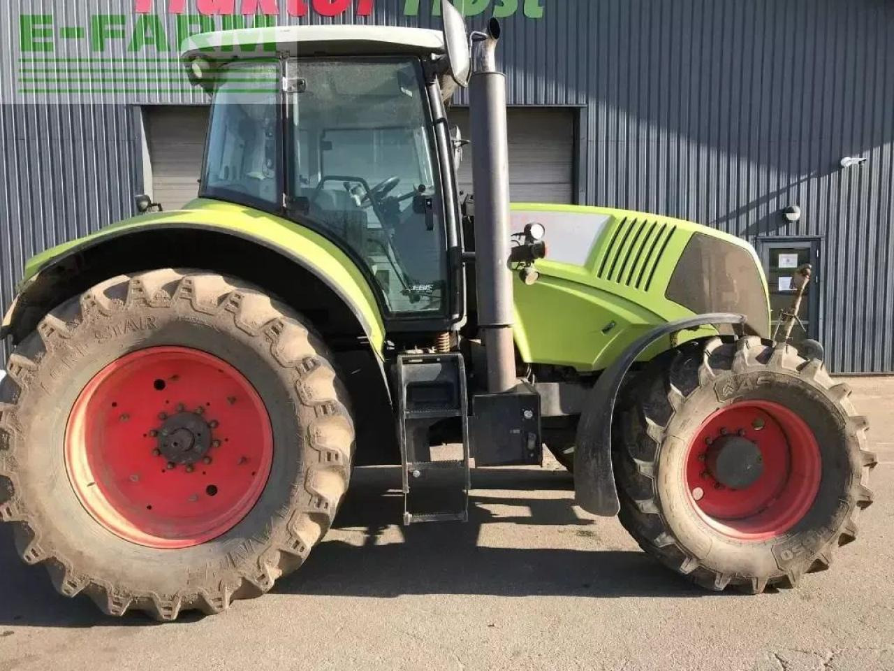 CLAAS axion 810 - Трактор: фото 3 CLAAS axion 810 - Трактор: фото 3