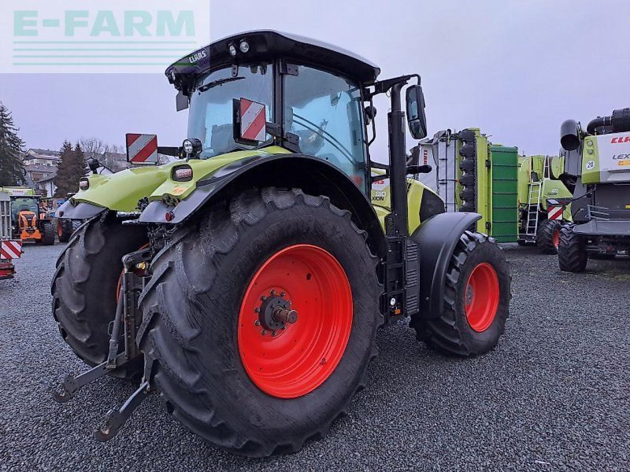 CLAAS axion 810 c-matic CMATIC - Трактор: фото 2 CLAAS axion 810 c-matic CMATIC - Трактор: фото 2
