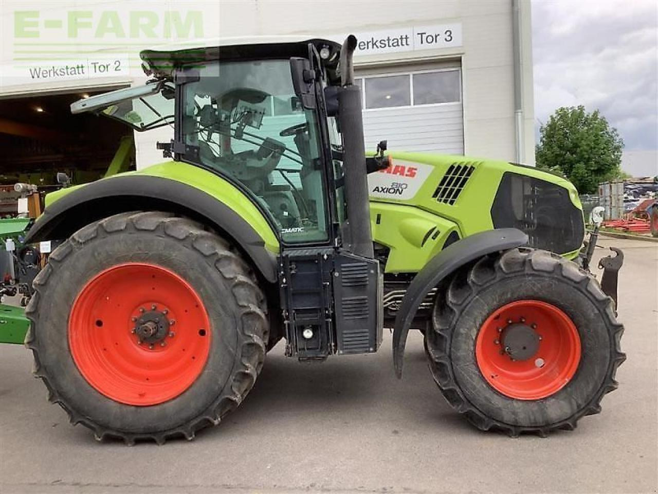 CLAAS axion 810 cmatic CMATIC - Трактор: фото 2 CLAAS axion 810 cmatic CMATIC - Трактор: фото 2