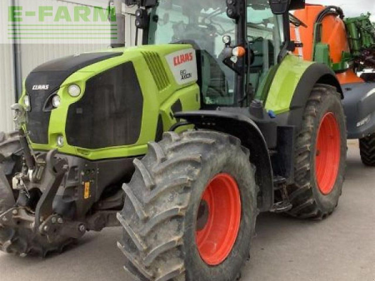 CLAAS axion 810 cmatic CMATIC - Трактор: фото 3 CLAAS axion 810 cmatic CMATIC - Трактор: фото 3