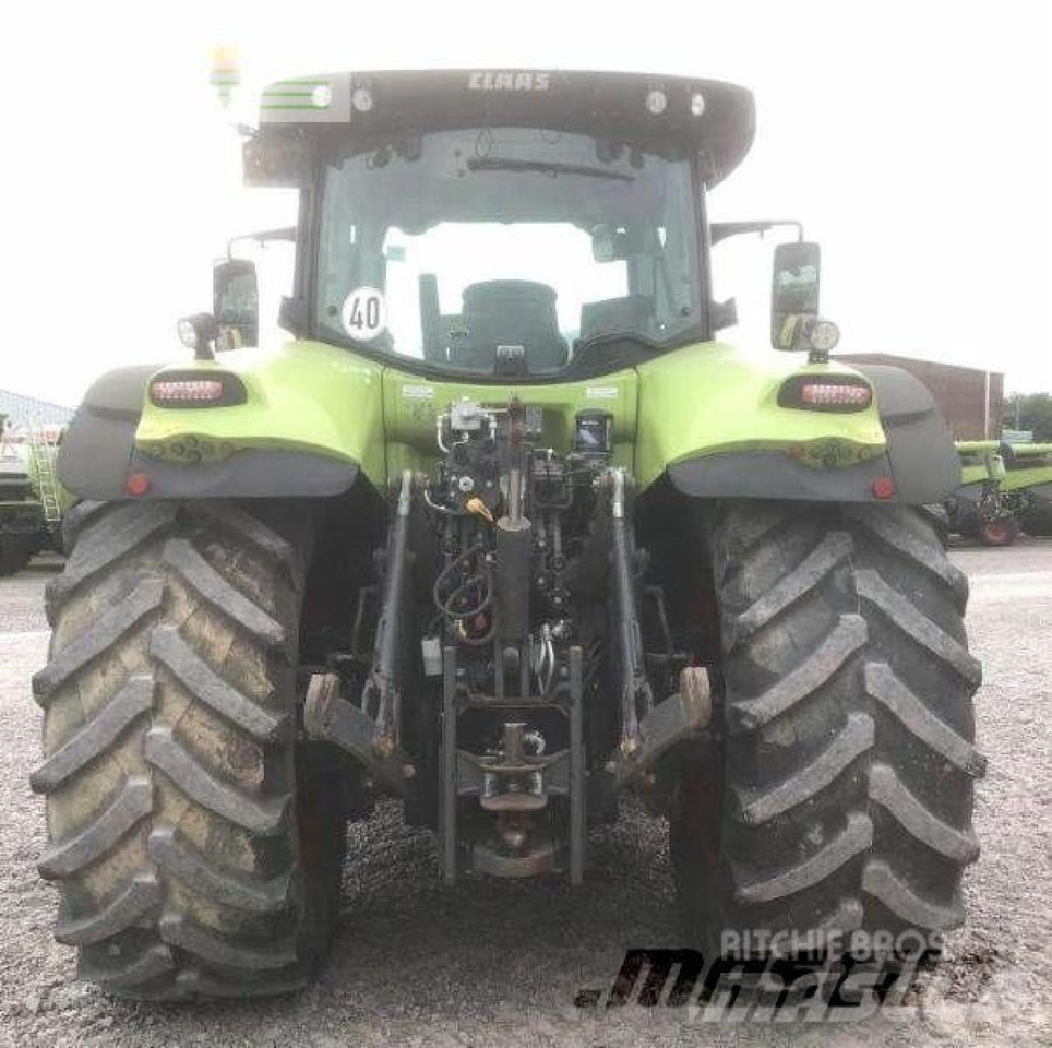 CLAAS axion 830 - Трактор: фото 5 CLAAS axion 830 - Трактор: фото 5