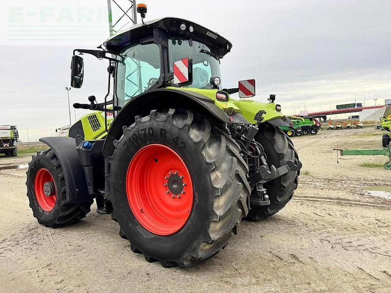 CLAAS axion 850 - Трактор: фото 3 CLAAS axion 850 - Трактор: фото 3