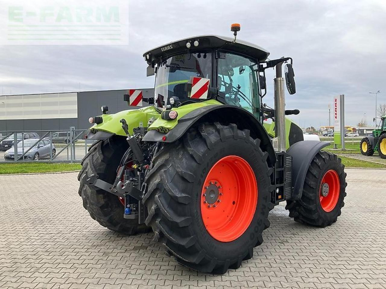 CLAAS axion 870 - Трактор: фото 3 CLAAS axion 870 - Трактор: фото 3