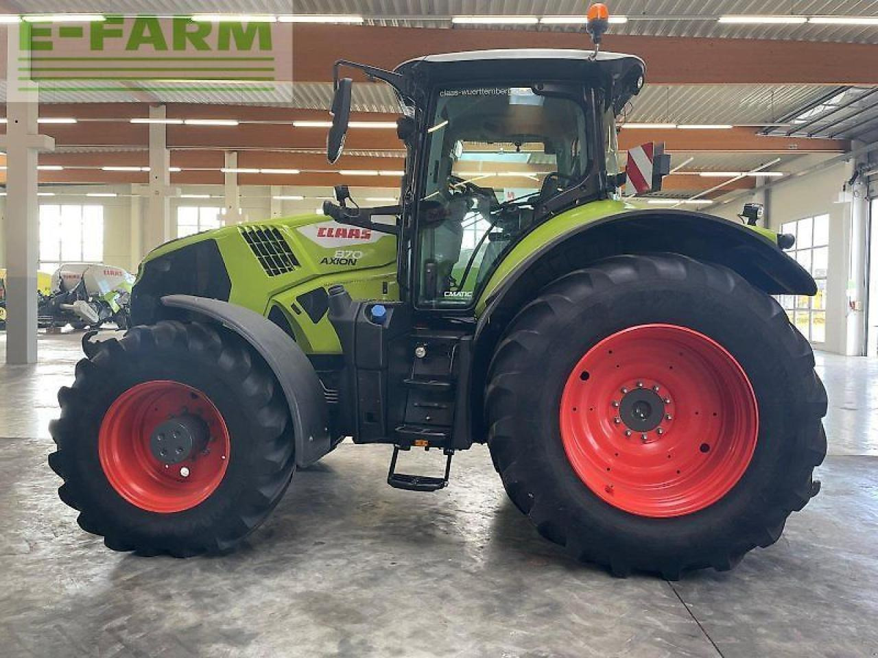 CLAAS axion 870 cmatic cebis CMATIC CEBIS - Трактор: фото 3 CLAAS axion 870 cmatic cebis CMATIC CEBIS - Трактор: фото 3