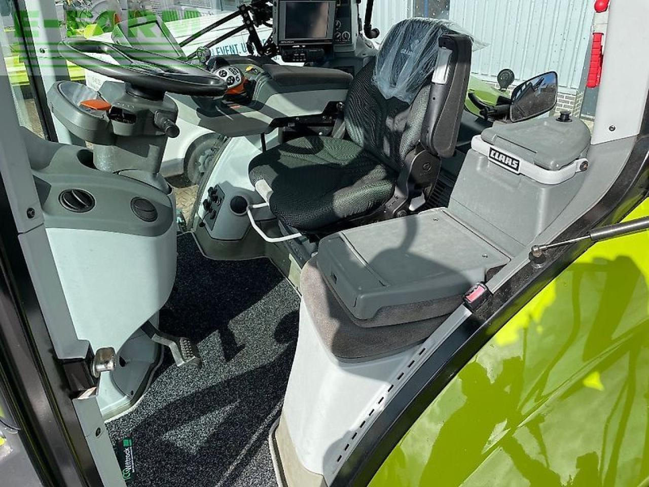 CLAAS axion 920 cmatic - Трактор: фото 5 CLAAS axion 920 cmatic - Трактор: фото 5