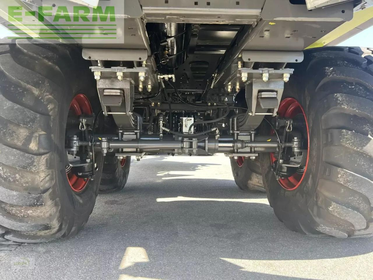 CLAAS cargos 8400 im topzustand - mit nur 1.707 fuhren !! - Самозагружающийся прицеп: фото 4 CLAAS cargos 8400 im topzustand - mit nur 1.707 fuhren !! - Самозагружающийся прицеп: фото 4