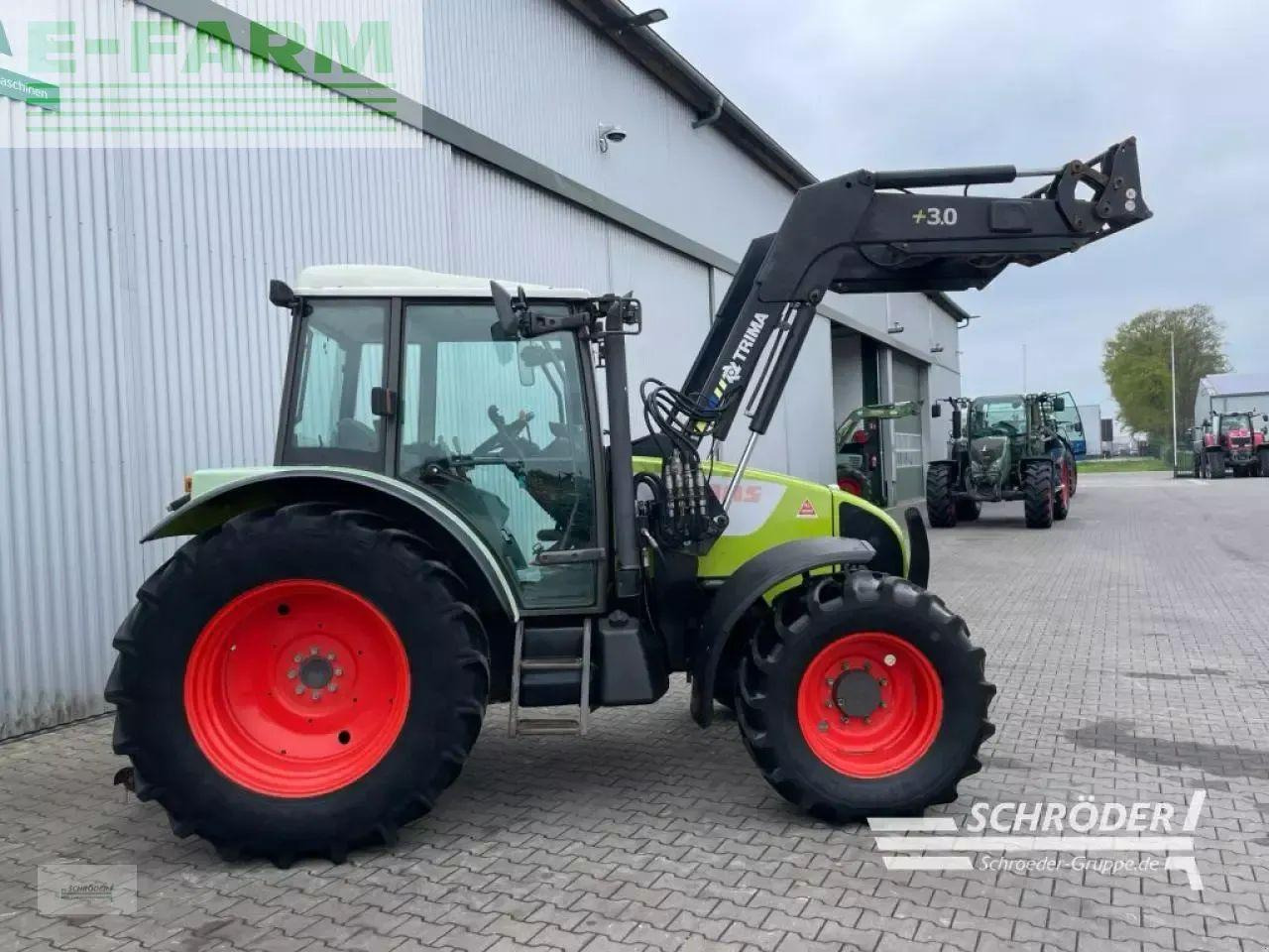 CLAAS celtis 426 - Трактор: фото 4 CLAAS celtis 426 - Трактор: фото 4