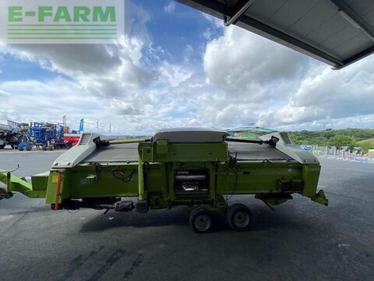 CLAAS direct disc 520 contour mit transportwagen - Оборудование для кормоуборочного комбайна: фото 5 CLAAS direct disc 520 contour mit transportwagen - Оборудование для кормоуборочного комбайна: фото 5