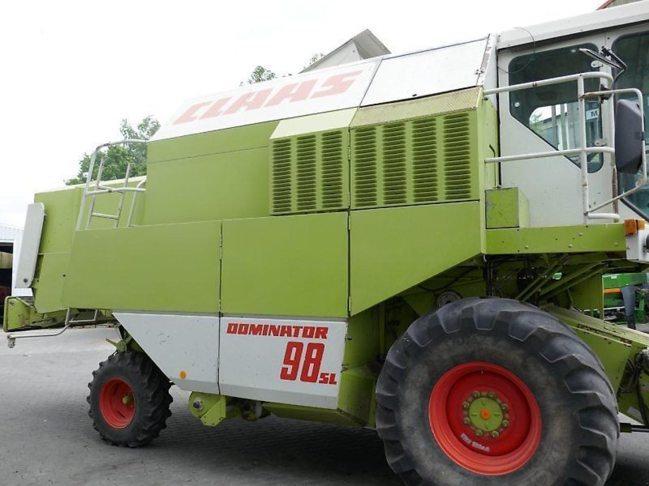 CLAAS dominator 98 sl - sofort verfügbar! - Зерноуборочный комбайн: фото 4 CLAAS dominator 98 sl - sofort verfügbar! - Зерноуборочный комбайн: фото 4