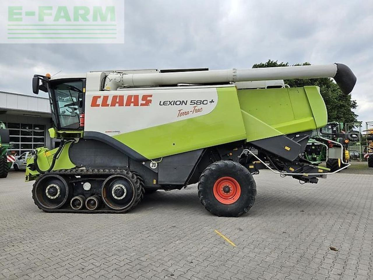 CLAAS lexion 580 tt plus - Зерноуборочный комбайн: фото 2 CLAAS lexion 580 tt plus - Зерноуборочный комбайн: фото 2