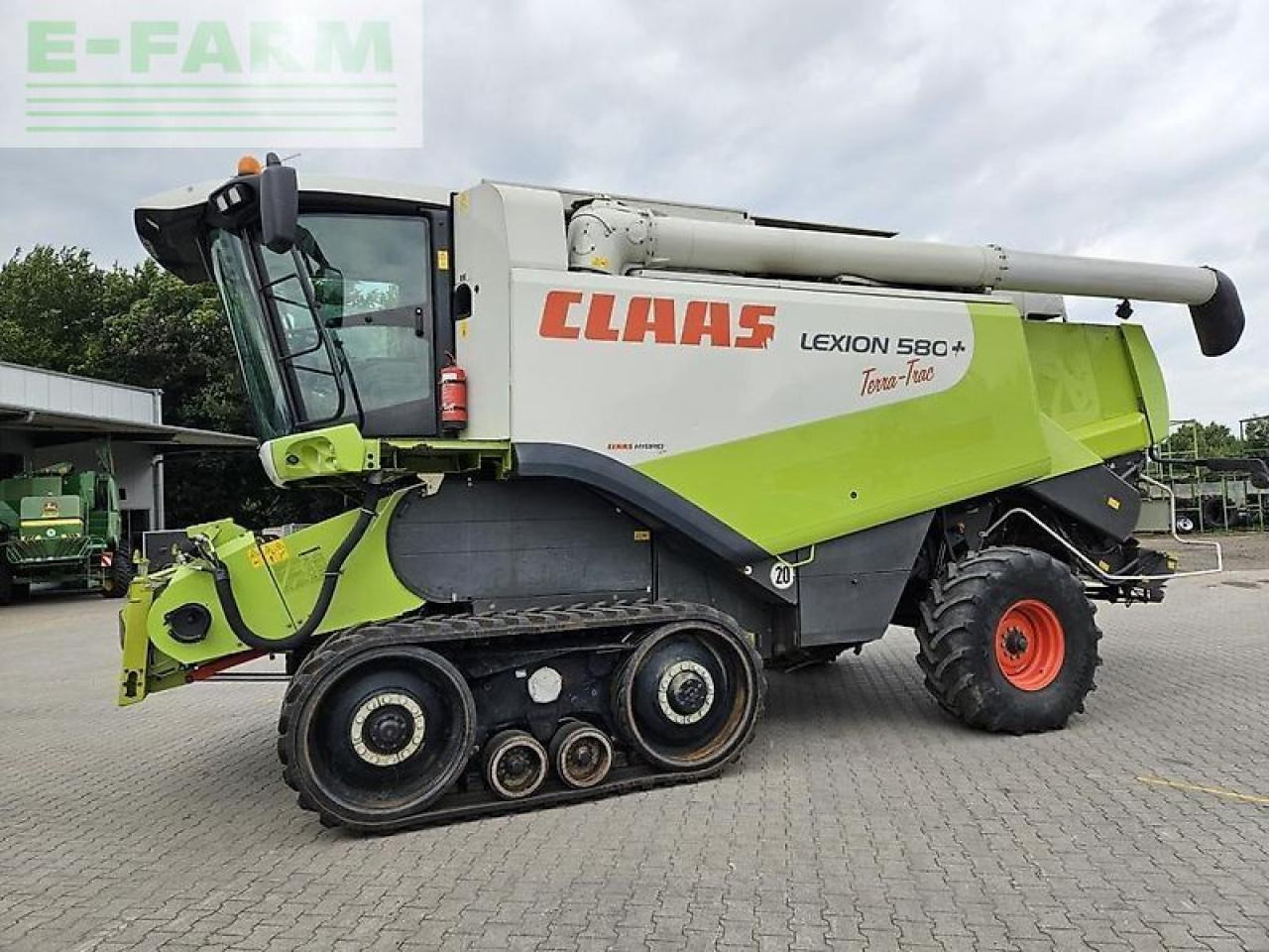 CLAAS lexion 580 tt plus - Зерноуборочный комбайн: фото 1 CLAAS lexion 580 tt plus - Зерноуборочный комбайн: фото 1