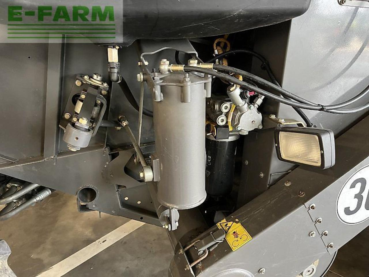 Зерноуборочный комбайн CLAAS lexion 670 tt: фото 23 Зерноуборочный комбайн CLAAS lexion 670 tt: фото 23