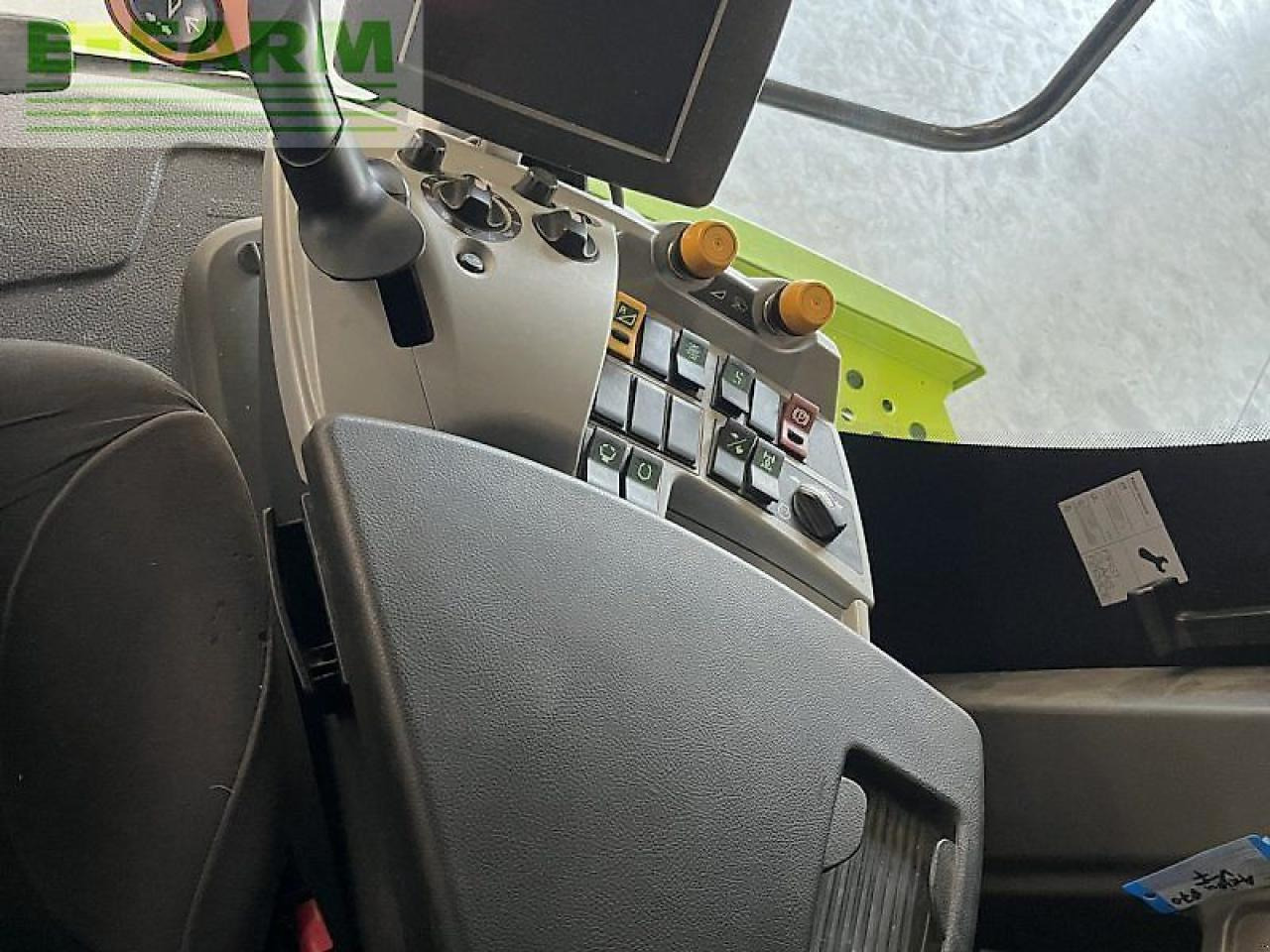 Зерноуборочный комбайн CLAAS lexion 670 tt: фото 17 Зерноуборочный комбайн CLAAS lexion 670 tt: фото 17