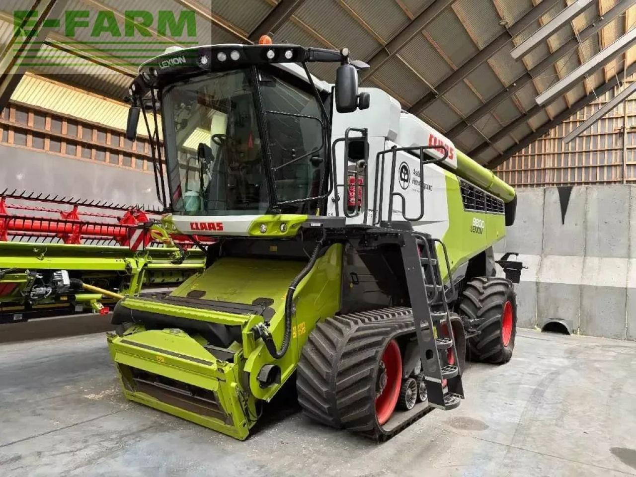 CLAAS lexion 8800 tt - Зерноуборочный комбайн: фото 1 CLAAS lexion 8800 tt - Зерноуборочный комбайн: фото 1