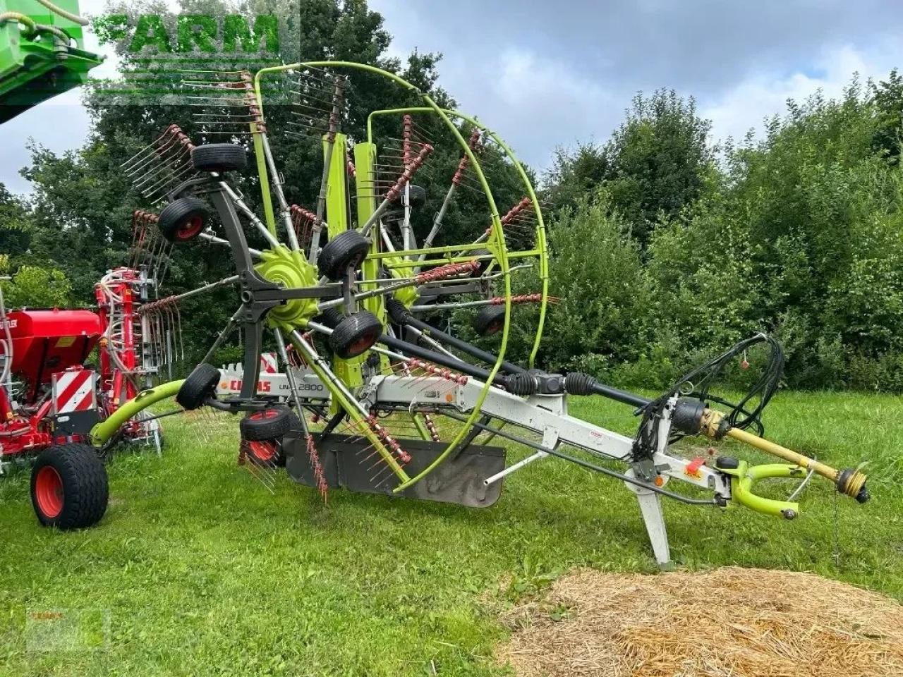 CLAAS liner 2800 - Сеноворошилка: фото 1 CLAAS liner 2800 - Сеноворошилка: фото 1