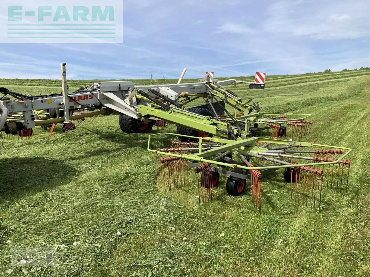 CLAAS liner 3600 comfort - Сеноворошилка: фото 1 CLAAS liner 3600 comfort - Сеноворошилка: фото 1