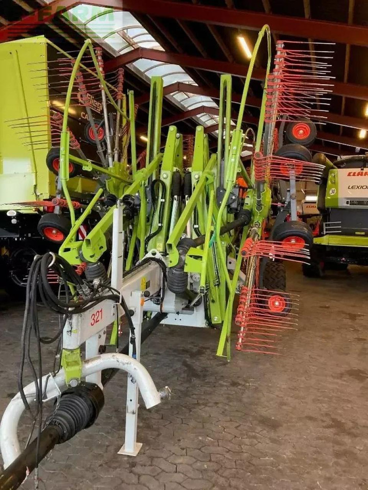 CLAAS liner 4000 hha - Сеноворошилка: фото 2 CLAAS liner 4000 hha - Сеноворошилка: фото 2