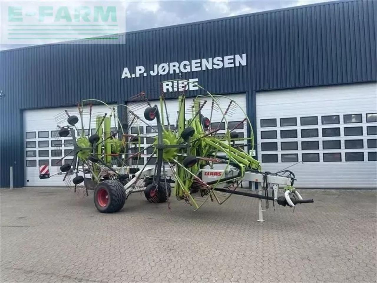 CLAAS liner 4000hhv - Сеноворошилка: фото 3 CLAAS liner 4000hhv - Сеноворошилка: фото 3