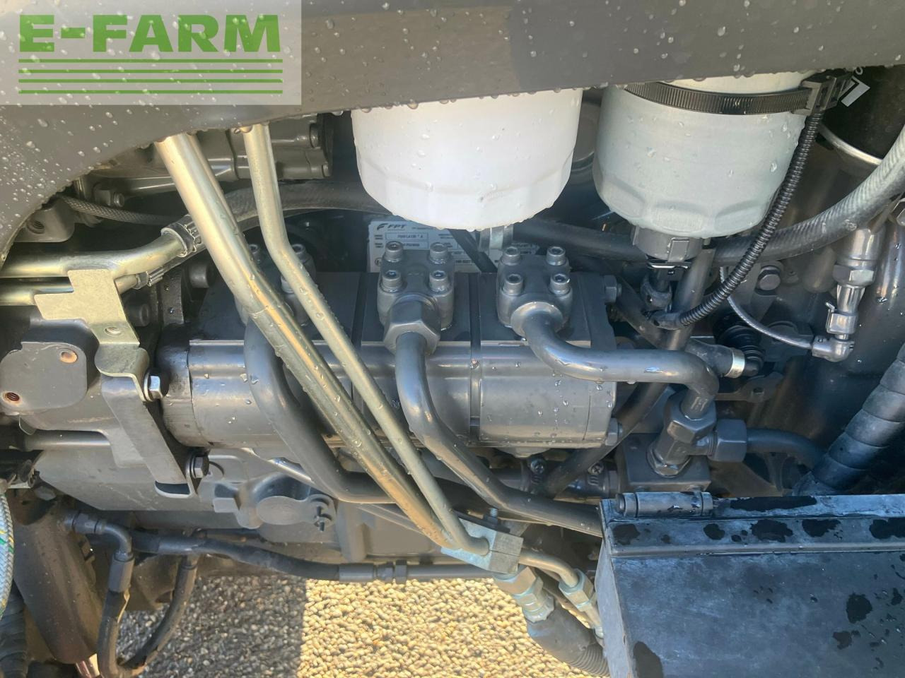 Трактор CLAAS nexos 220 ve cabine 4rm: фото 13 Трактор CLAAS nexos 220 ve cabine 4rm: фото 13