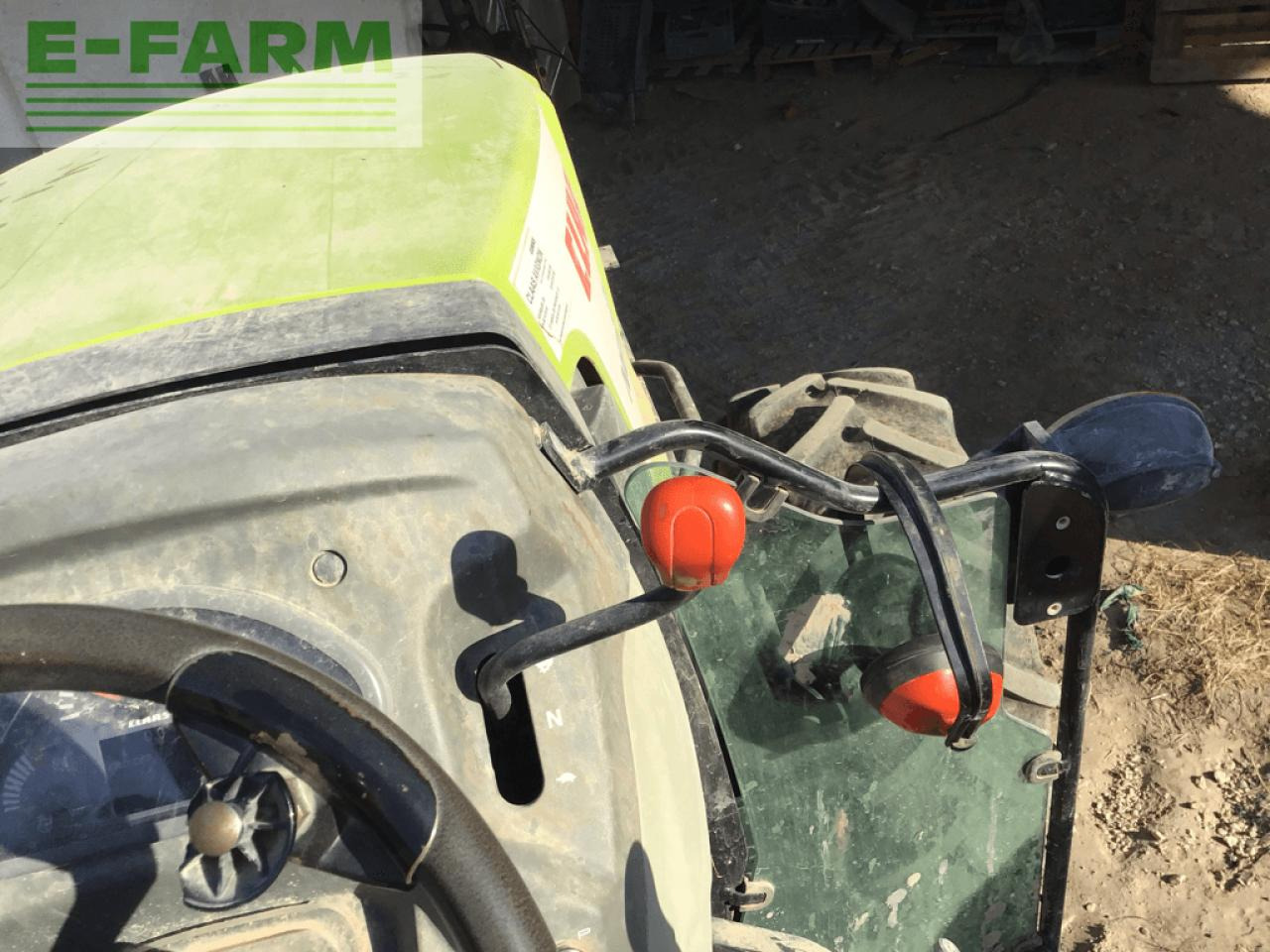 CLAAS nexos 240 f arceau F - Трактор: фото 5 CLAAS nexos 240 f arceau F - Трактор: фото 5