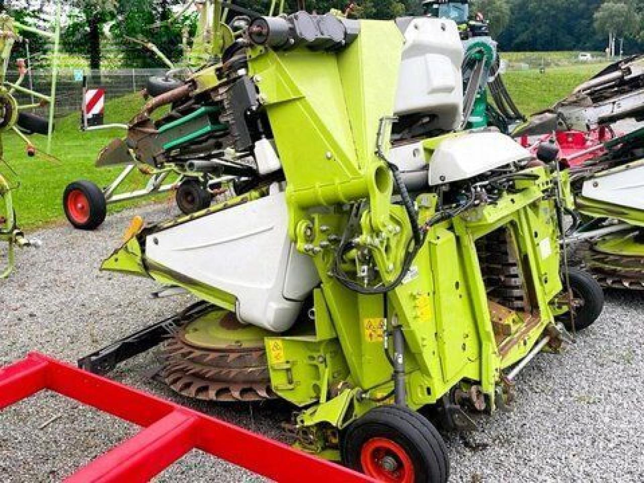 CLAAS orbis 750 ac auto contour, 10-reiher, für jaguar - Оборудование для кормоуборочного комбайна: фото 4 CLAAS orbis 750 ac auto contour, 10-reiher, für jaguar - Оборудование для кормоуборочного комбайна: фото 4