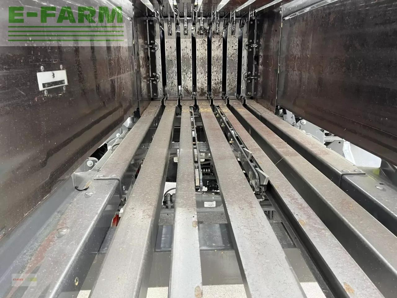 CLAAS quadrant 5300 fc t - Пресс-подборщик тюковый: фото 4 CLAAS quadrant 5300 fc t - Пресс-подборщик тюковый: фото 4