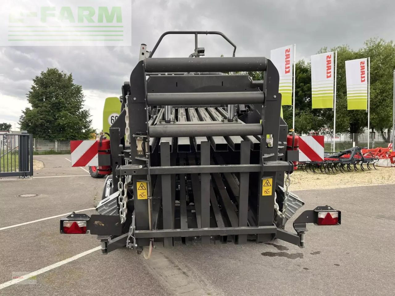 CLAAS quadrant 5300 fc t - Пресс-подборщик тюковый: фото 3 CLAAS quadrant 5300 fc t - Пресс-подборщик тюковый: фото 3