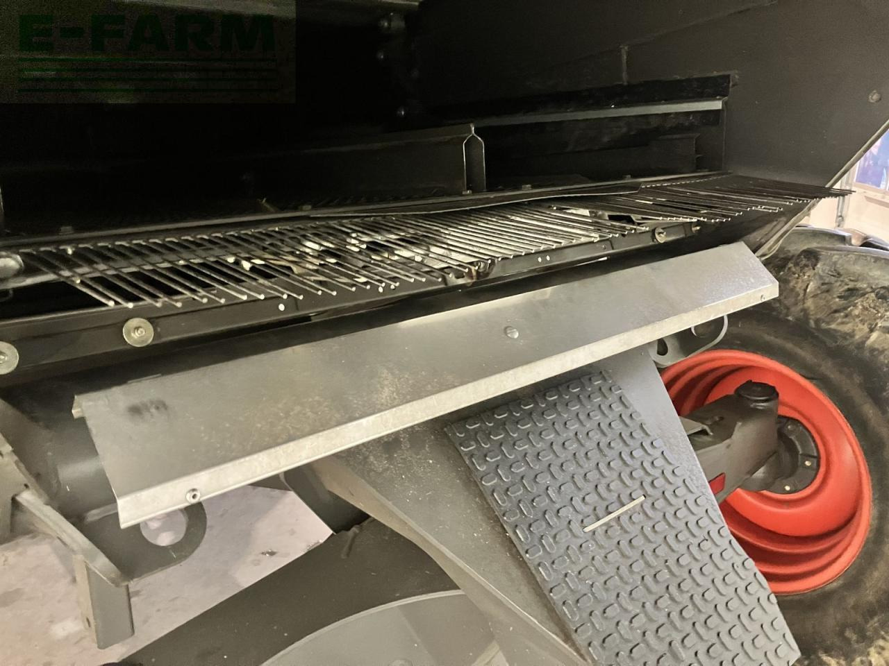 Зерноуборочный комбайн CLAAS tucano 320: фото 13 Зерноуборочный комбайн CLAAS tucano 320: фото 13